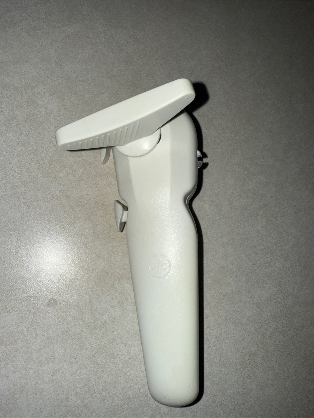 The pampered chef can opener